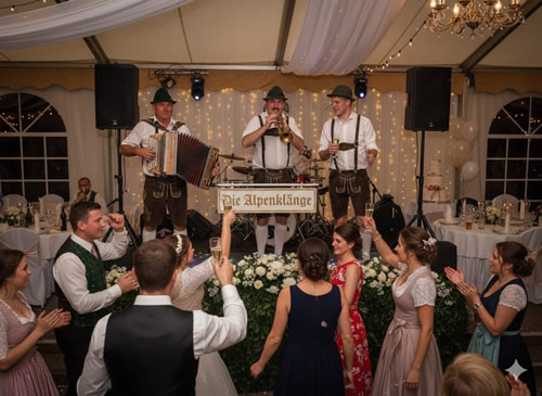 Bavarian Wedding Band
